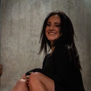 Meet your Posher, Jessica